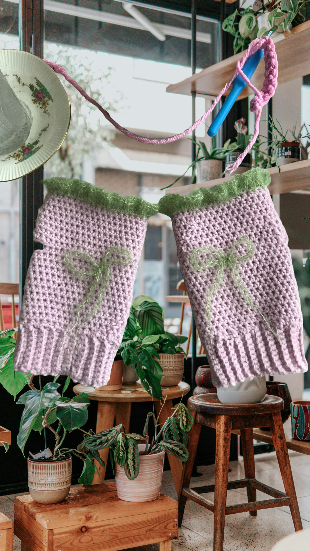 Ready-to-order ✰ Fingerless Gloves with Bow